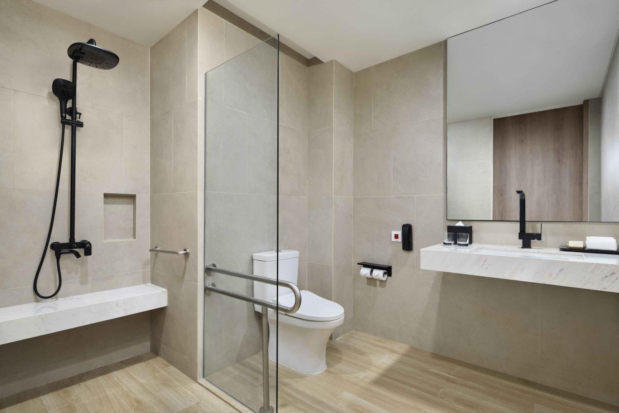 Fairfield By Marriott Jakarta Soekarno-Hatta Airport Tangerang Exterior foto